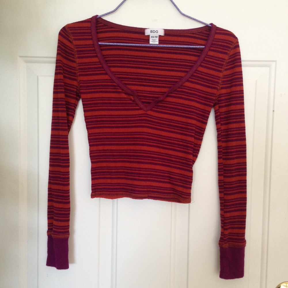 V-Neck Fall Crop Top